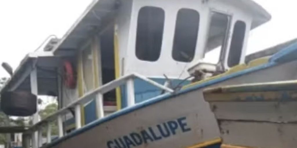 naufragio-provocado-por-chuva-forte-deixa-dois-mortos-em-ubatuba